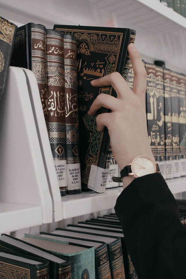 Online Islamic Classes for Muslims living in Europe